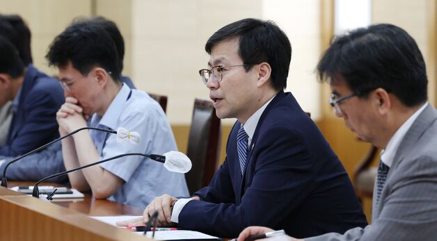 대미 협상 TF 회의 발언하는 여한구 통상교섭본부장