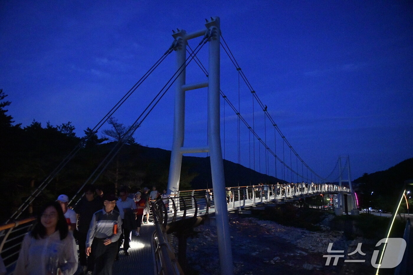 본문 이미지 - 지난해 7월 속초 설악동 설악향기로 개통 당시.&#40;속초시 제공, 재판매 및 DB 금지&#41; 2025.6.16/뉴스1