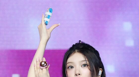 모카, 신비로운 눈빛