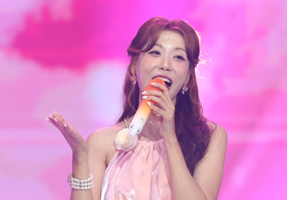 '상간 혐의 피소' 숙행…'현역가왕3' 측 "단독 무대 통편집"