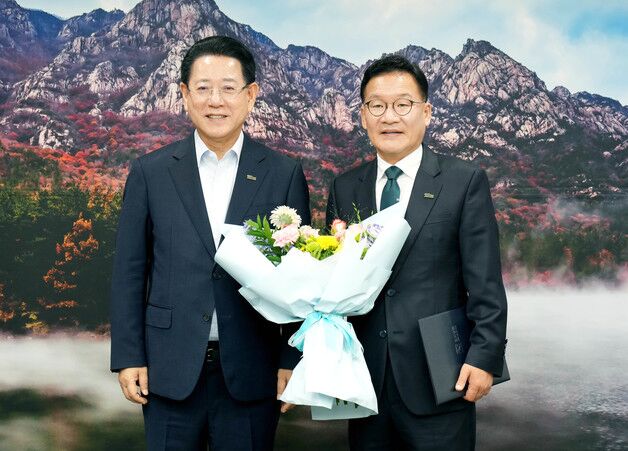 강위원 전남부지사 "지역 난제 해결 도구로 써달라"