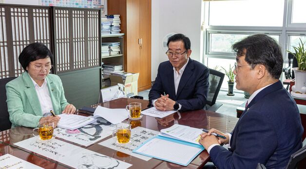 사전 회동 찾는 국무총리 후보자 인사청문특위 위원장·여야 간사