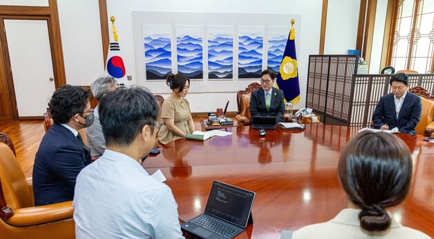 12·29 제주항공 여객기 참사 유가족협의회 만난 우원식 국회의장