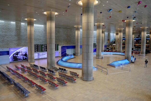 이스라엘-이란 교전에 멈춘 양국 공항…불확실성에 피해 눈덩이