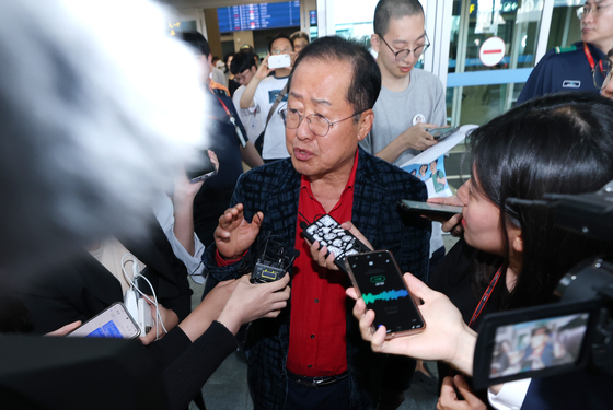 홍준표, 조국·한동훈 겨냥 "나홀로 대선놀이 해본들 시민들 더 똑똑"