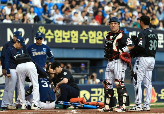 LG 에르난데스, NC 박건우 헬멧 맞혀 '헤드샷 퇴장'…시즌 6번째