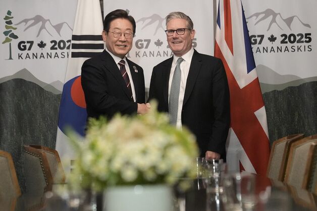 영국 총리실 "스타머·李 대통령, G7서 FTA·북한·우크라 논의"