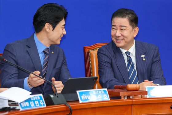민주 "내란 세력 망동 이어져…3대 특검 방해 시도 용납 않을 것"