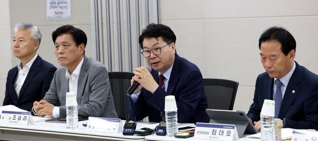 발언하는 이한주 국정기획위원회 위원장