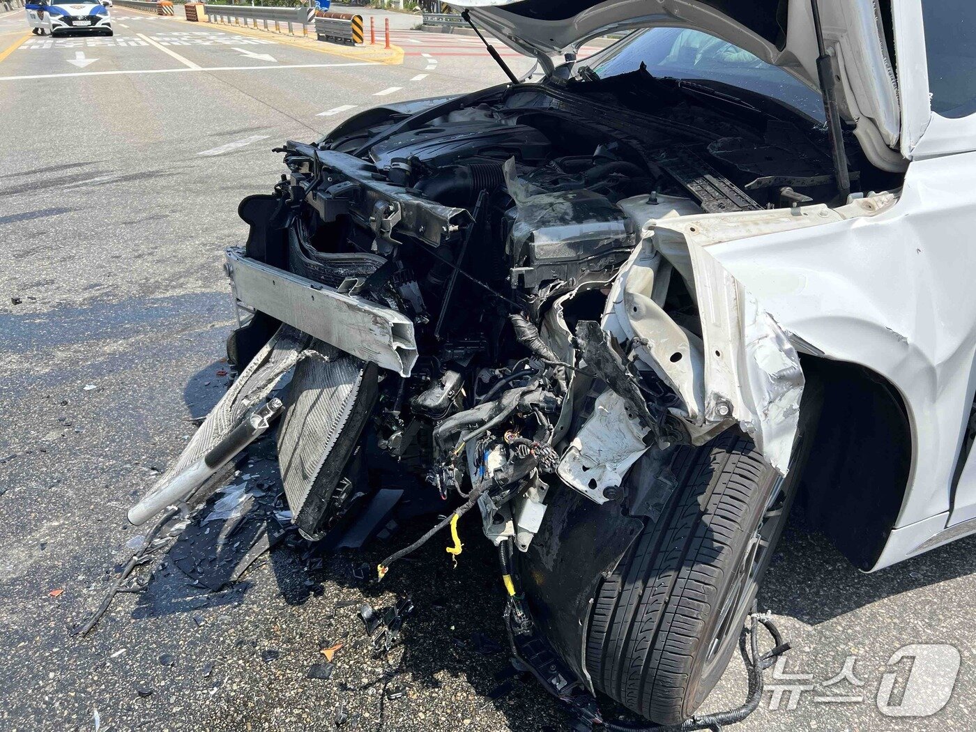 본문 이미지 - 18일 오전 강원 양양 현남면 국도 7호선 교통사망사고 현장.&#40;강원도소방본부 제공, 재판매 및 DB 금지&#41; 2025.6.18/뉴스1