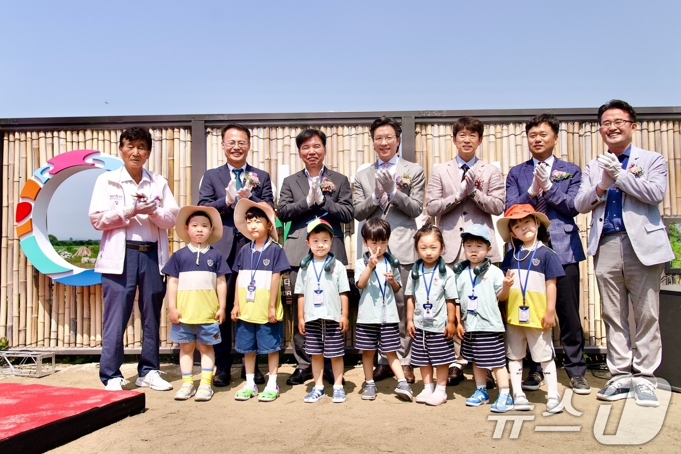 (서울=뉴스1) = 현대자동차-아산시-한국환경보전원은 18일 충남 아산시 선장면에서 '민관협력 자연환경복원 및 생물다양성 증진사업'을 위한 생태공원 준공식을 개최했다고 밝혔다.아산 …