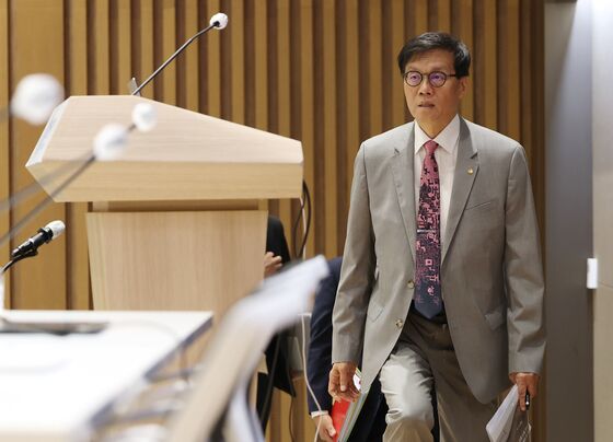 이창용 "트럼프 G7 조기 귀국 예측 못했다…유가 예상 어려워"