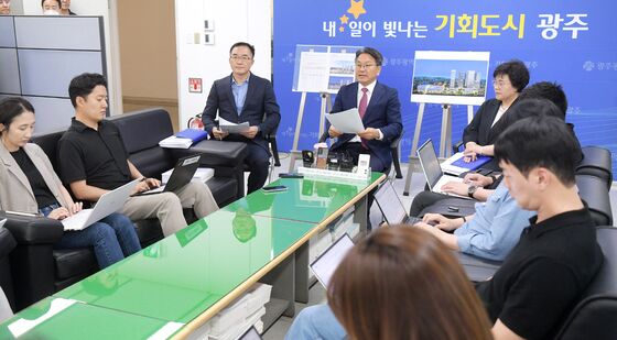 강기정 시장 "시내버스 파업 즉각 중단"