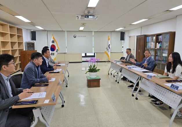 강원조달청, 정보통신공사협회 강원도회와 간담회