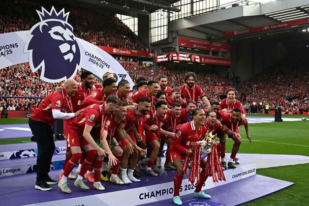 손흥민의 토트넘, 슈퍼컴퓨터가 예측한 EPL 순위 7위…우승 팀은?