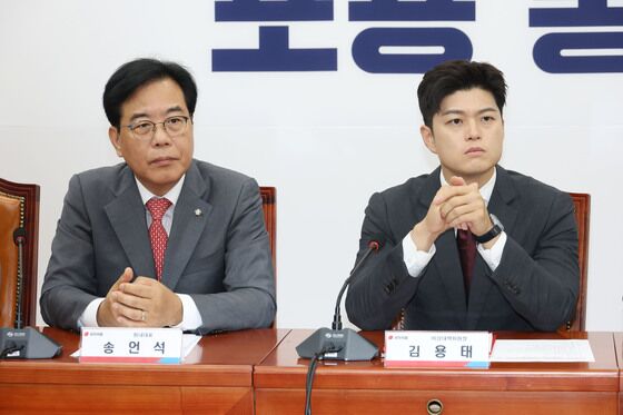 '상견례'로 안 끝난다…李 만나는 국힘, 김민석·법사위·추경 꺼낼 듯