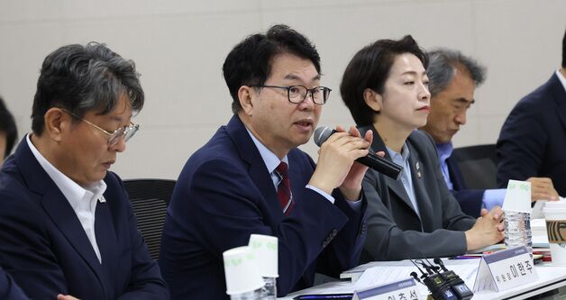 "매우 실망" "다시 써라"…이한주, 이틀째 '부처 기강잡기'