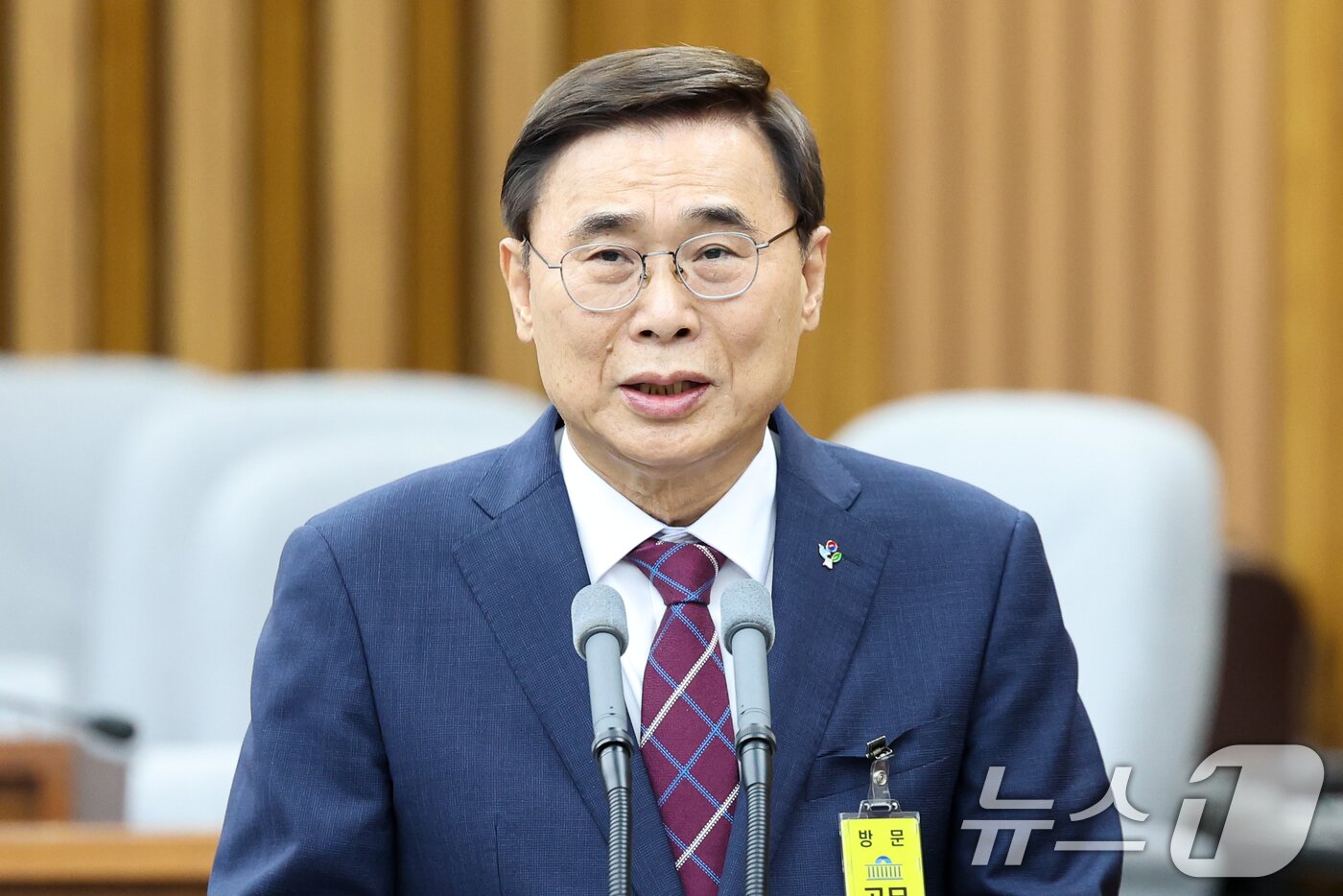 본문 이미지 - 이종석 국가정보원장 후보자가 19일 오전 서울 여의도 국회에서 열린 인사청문회에 출석해 모두 발언하고 있다. 2025.6.19/뉴스1 ⓒ News1 안은나 기자