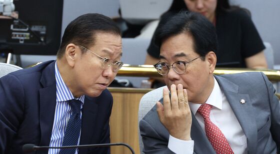 대화하는 송언석·권영세
