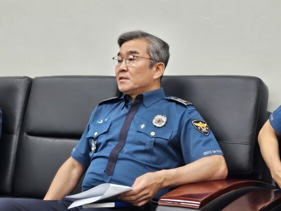 강기정 '압색' 항의했지만…경찰청장 "통상적 수사, 실체 밝힐 것"
