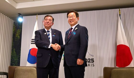 李대통령 첫 정상외교 "상대 국민에 닿기를"…양국 언어로 SNS
