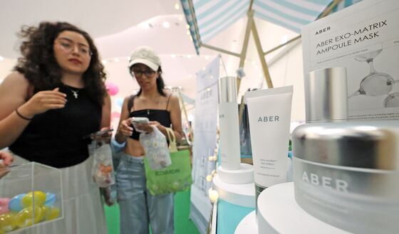 뷰티업계, 美 소액면세 폐지에 분주…"영향 제한적일 것" 자신감