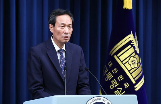 李대통령, 여야 지도부와 회동…野 김민석 지적에 "본인 해명 지켜봐야"
