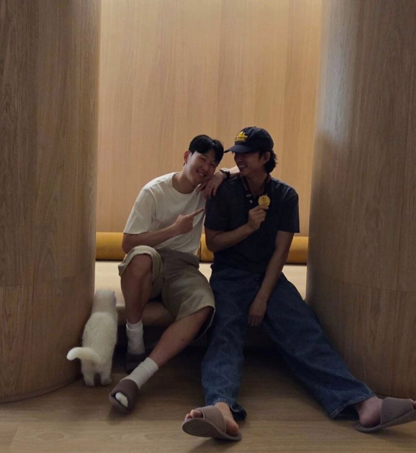 본문 이미지 - 배우 공유 인스타그램