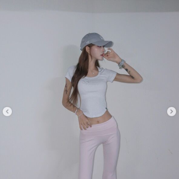 '96→41㎏' 최준희, 뼈마름 몸매 드러낸 크롭티…놀라운 한줌 허리