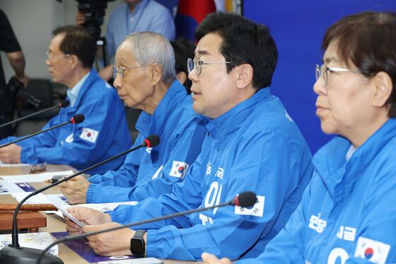 박찬대 "리박스쿨 댓글조작은 사이버 내란…김문수, 진실 밝혀야"