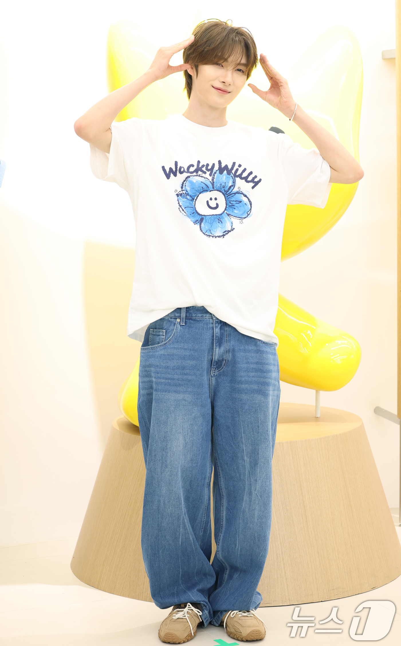 (서울=뉴스1) 권현진 기자 = 투어스의 영재가 2일 서울 중구 와키윌리 서울에서 열린 플래그십 스토어 오픈 기념 행사에 참석해 포즈를 취하고 있다.  2025.6.2/뉴스1