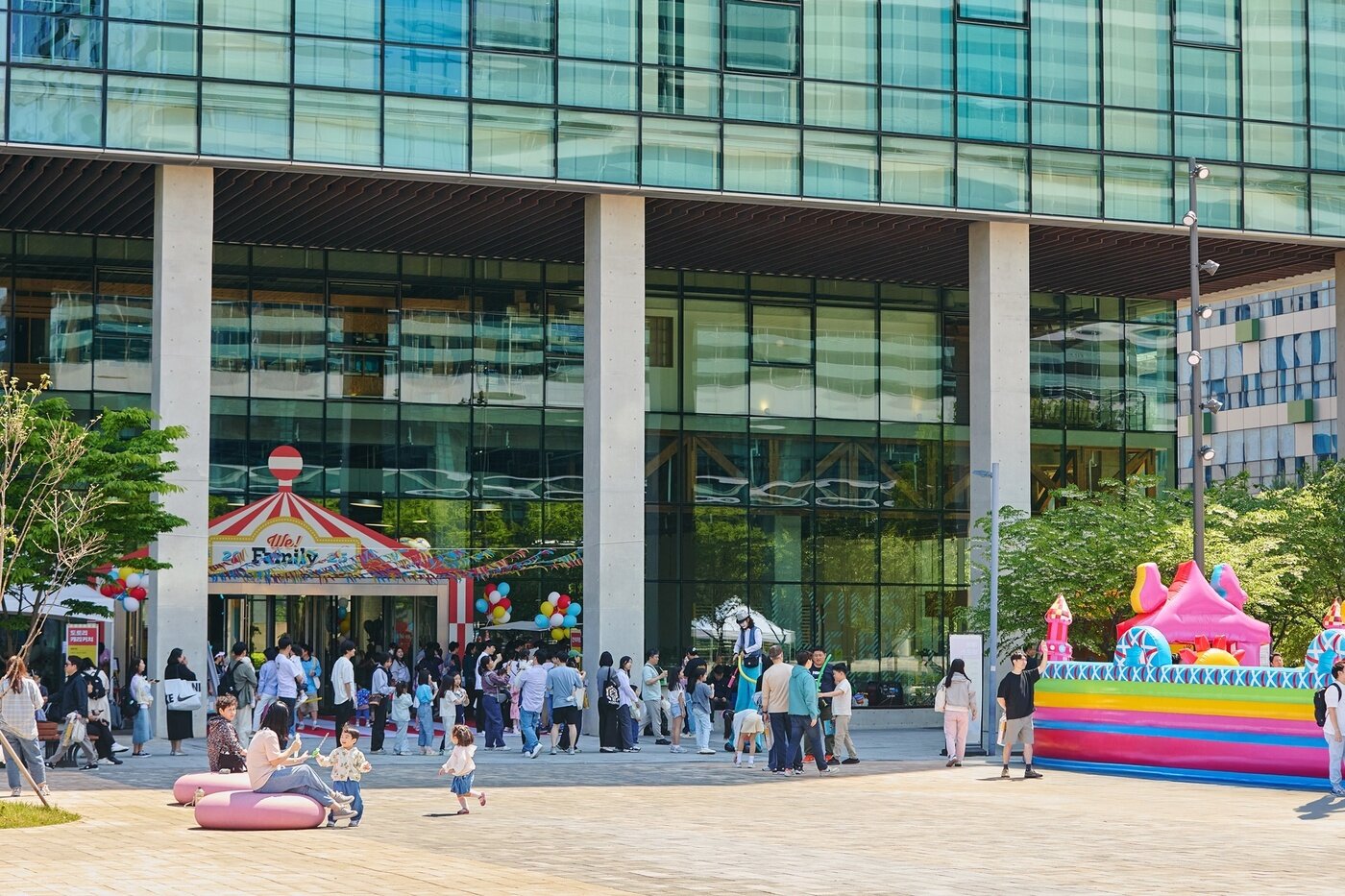 본문 이미지 - 임직원 가족 초청 행사 '위패밀리' 개최 (NHN 제공)