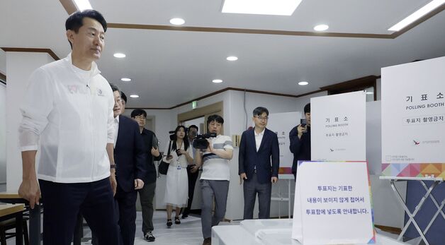 오세훈 시장, 이동약자 투표 편의시설 점검