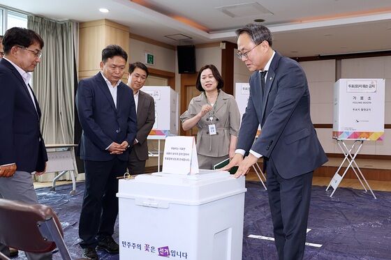고기동 직무대행, 대통령선거 투·개표 상황실 방문…"공정·안전 관리" 당부