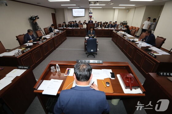 "교사 사망 사건, 제주도교육청 교원 보호 대책 미흡"(종합)