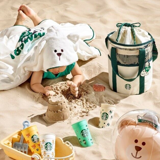 장마철 외출 필수품부터 휴가 용품까지 스타벅스에서 산다