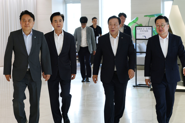 국민의힘 충청 의원들 "반도체 정치질로 국가 운명 망치지 말라"