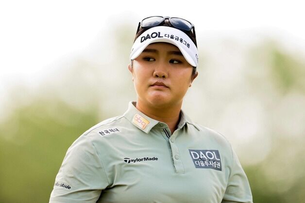 유해란, 위민스 PGA 챔피언십 첫날 공동 3위…선두와 2타차