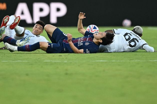 이강인의 마지막 슈팅 불발…PSG, 클월서 보타포구에 0-1 덜미