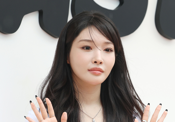 청하, 건강 문제로 응급실 行…"치료 받는 중, 18일 축제 무대 불참"