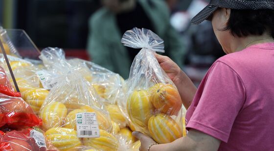 참외 -53.1%·양파 -42.7%…5월 생산자물가 0.4% 하락