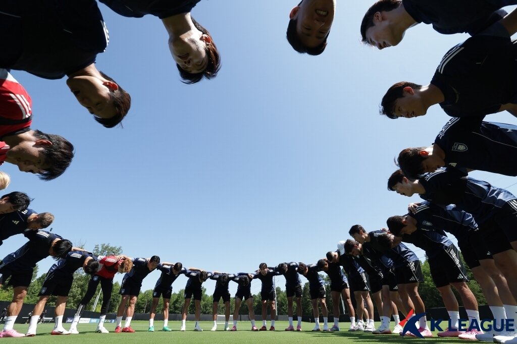 본문 이미지 - 플루미넨시전을 앞둔 울산HD 선수들(한국프로축구연맹 제공) 