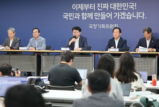 국정위 업무보고 일단락…조직 개편 윤곽·국정과제 구체화 착수