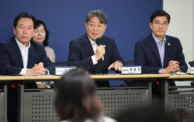 국정위, 국토부에 "부동산 잡겠다고 신도시 대책 안 세웠으면"(종합)