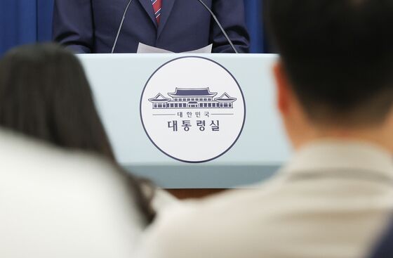 李·여야 오찬 화제 오른 '김민석'…"야당 조롱 태도" "확인되지 않아"
