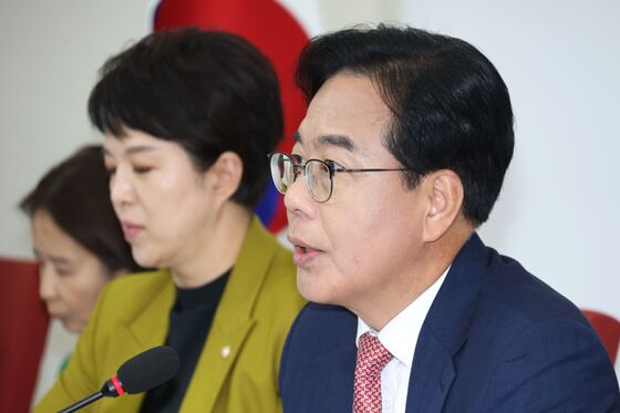 국힘 "중동 사태 장기화 땐 물가 영향… 정부, 24시간 철저 대비해야"