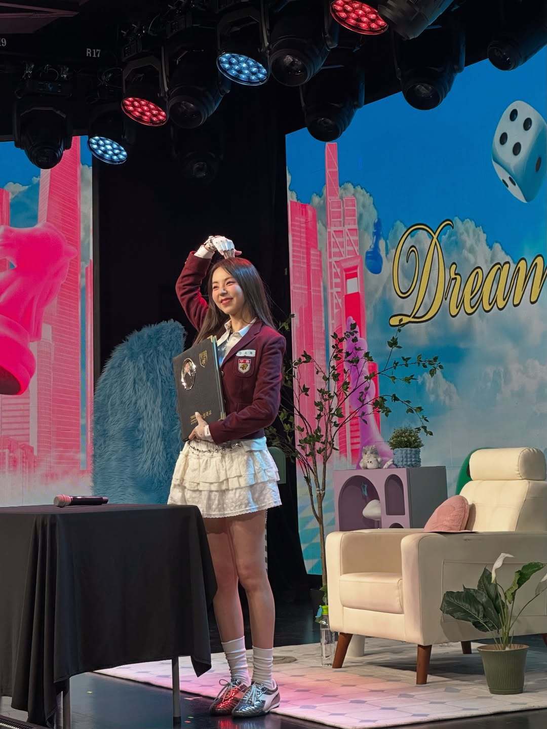 본문 이미지 - 안소희 인스타그램