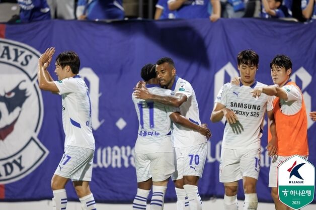 수원, 경남 원정서 3-1 완승…'선두' 인천 추격 계속