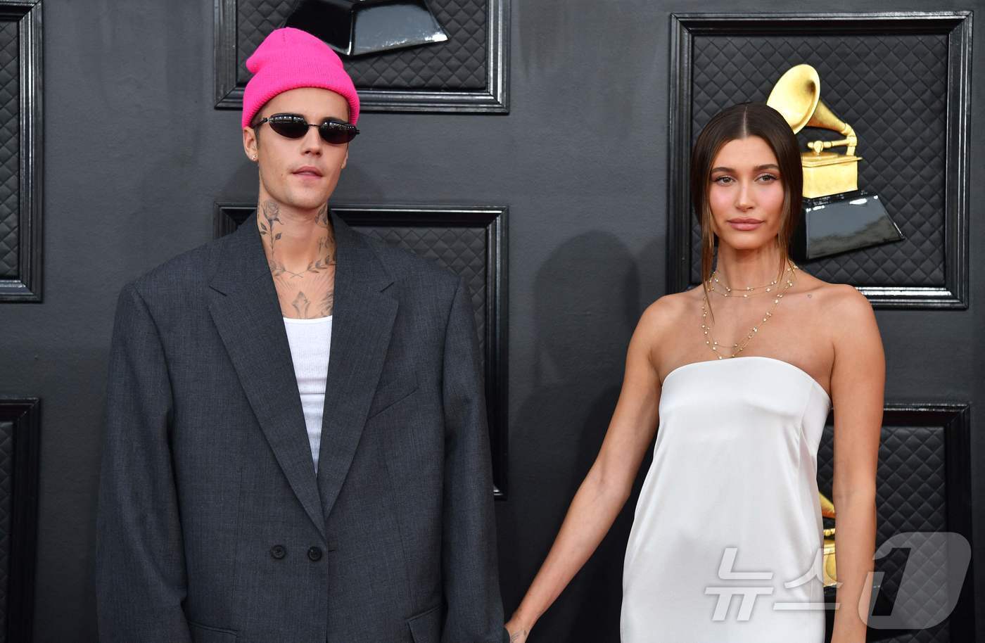 본문 이미지 - 저스틴 비버와 헤일리 비버 ⓒ AFP=뉴스1