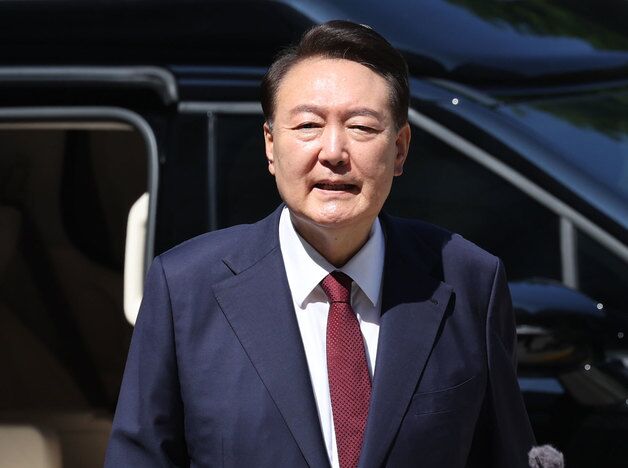 尹측 "28일 소환 응할 예정…영장 기각, 위법수사에 대한 경고"